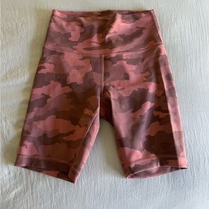 Lululemon Pink Camo Biker Shorts Size 6